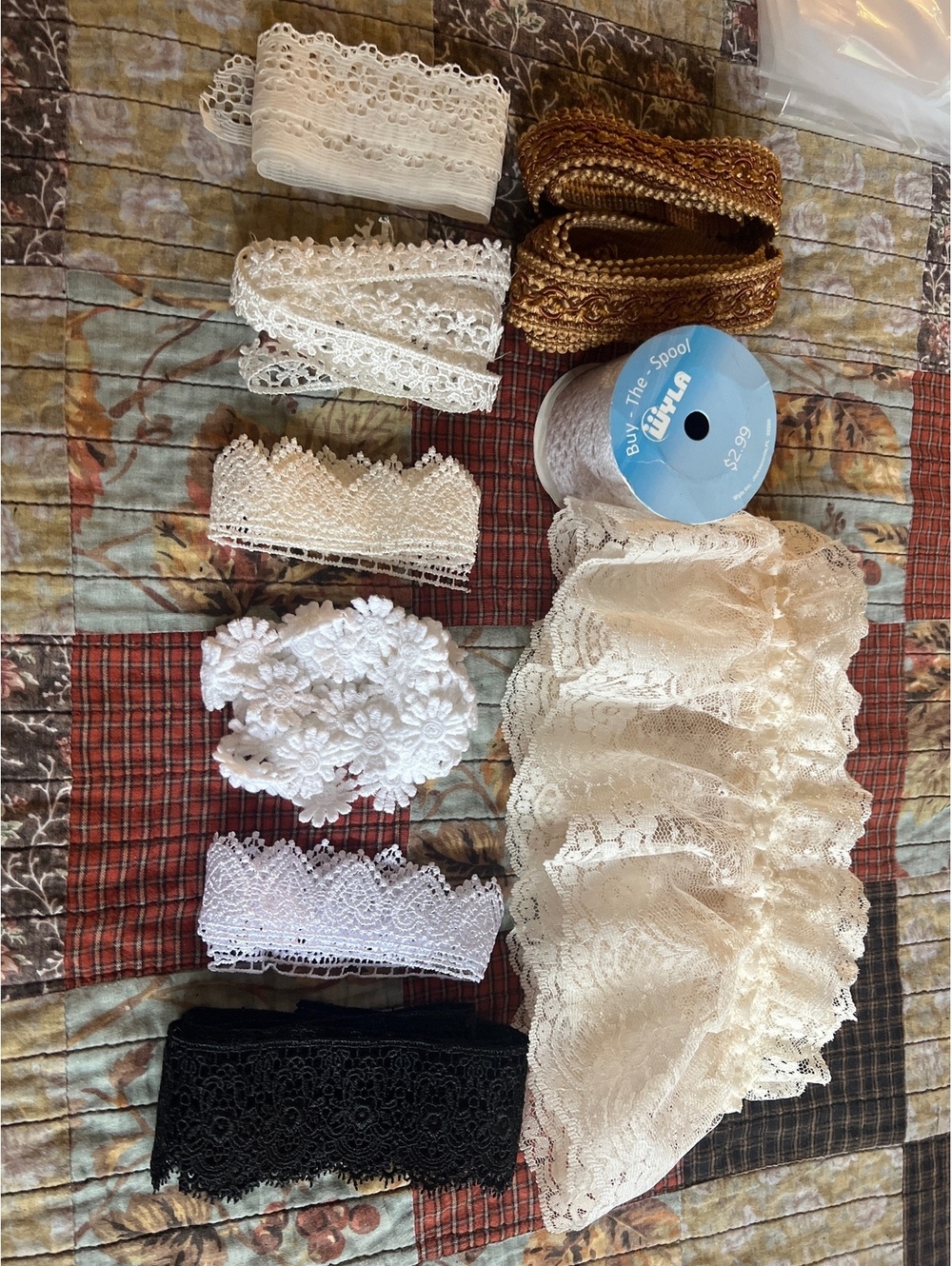 Assorted Lace and Trim Crafting Ribbon Bundle